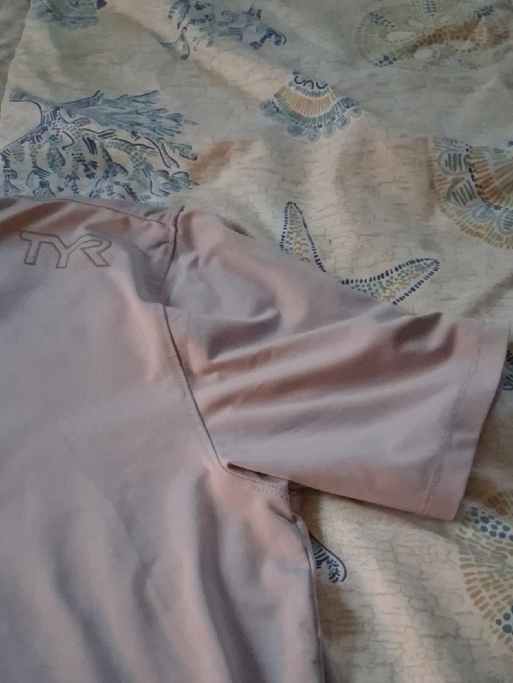 TYR Light Gray Athletic Tee - Picture 3 of 9